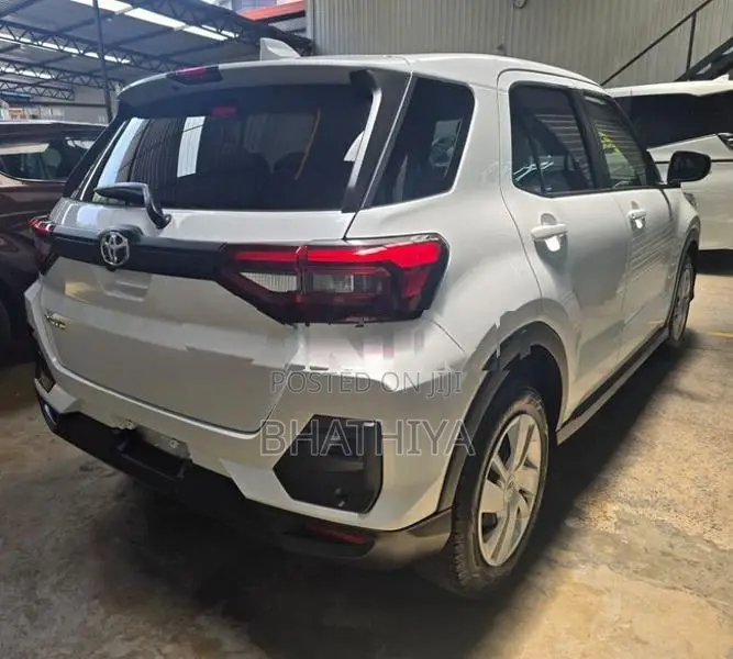 Toyota Raize Safety Push Start 2024