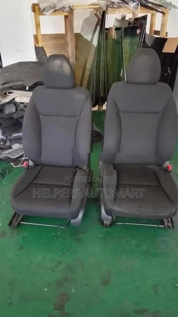 Honda Vezel RU3 Seat Set