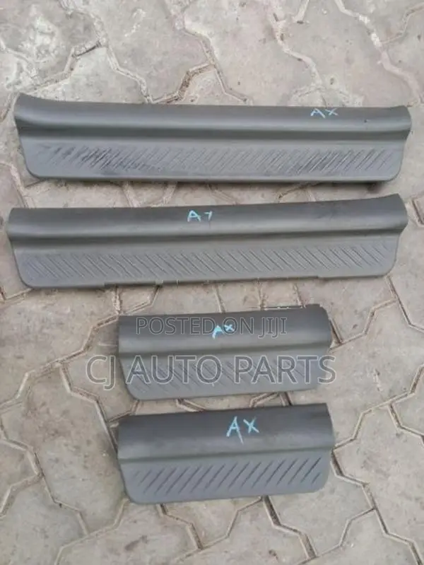 Mazda Axela BK5P Foot Step Set