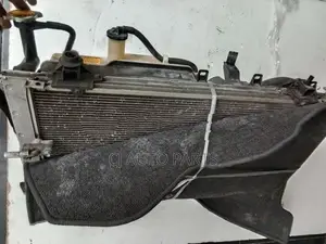 Toyota Prius 20 Radiator with Fans