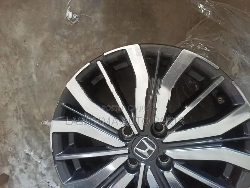 Honda Grace Allowheel