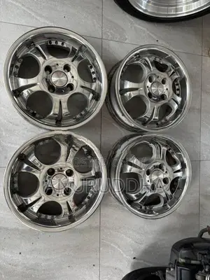 14” Alloy Wheels
