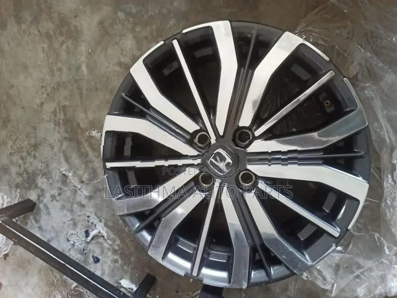 Honda Grace Allowheel
