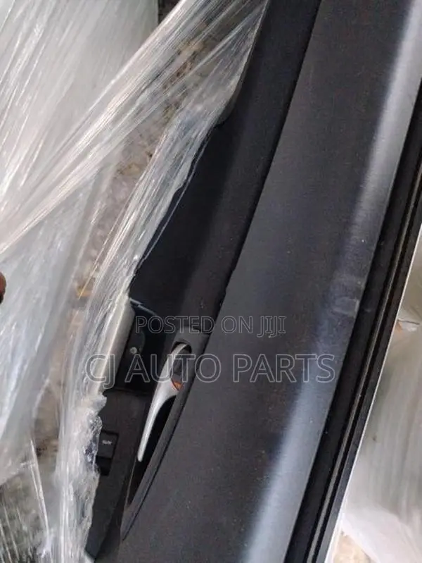 Toyota Prius 30 Door Set without Side Mirrors
