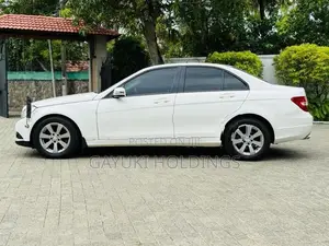 Mercedes Benz C220 DIEDEL 2013