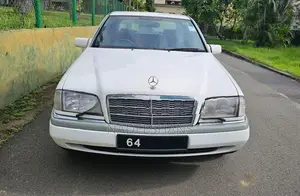 Mercedes Benz C220 DIESEL AUTO 2.2L 1994