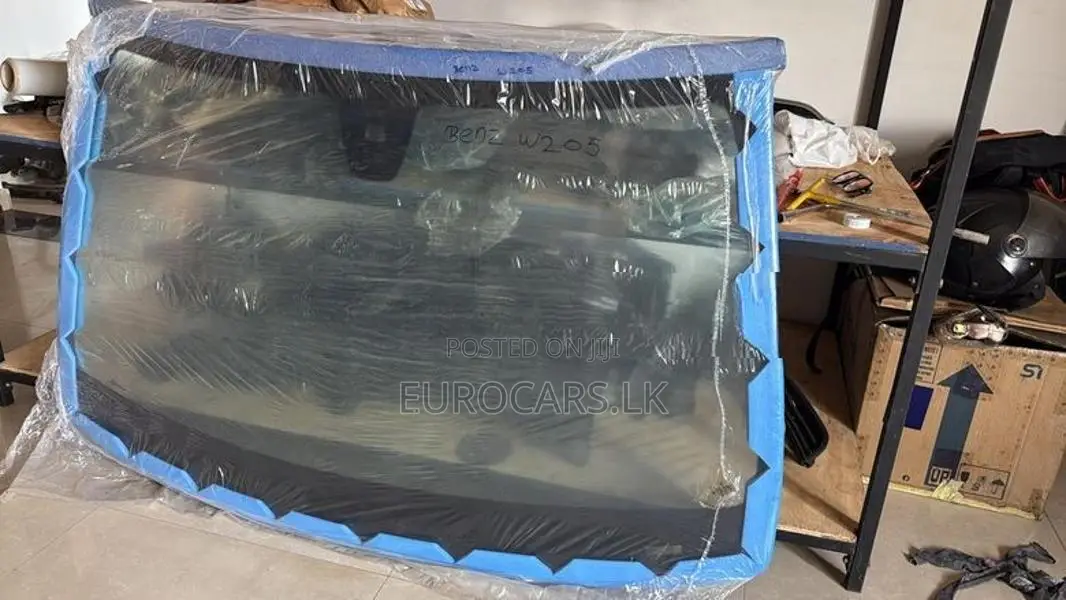 Mercedes C200 Genuine Windscreen