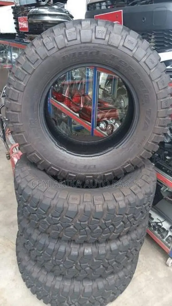255/75R17 BFGOODRICH TYRE SET