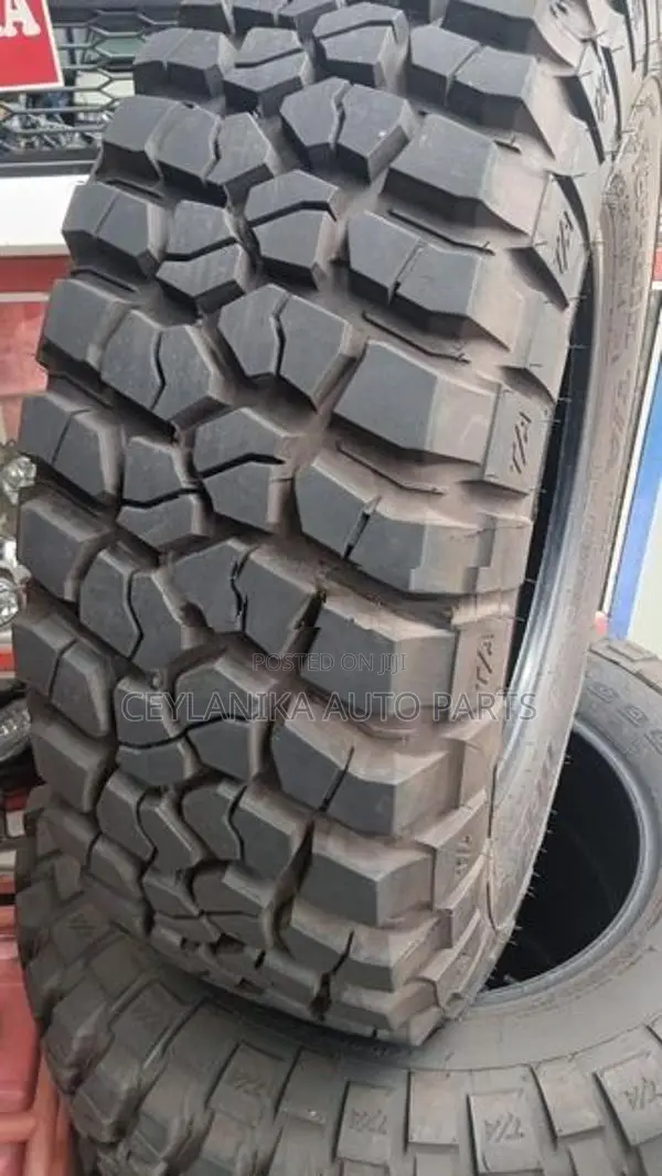 255/75R17 BFGOODRICH TYRE SET