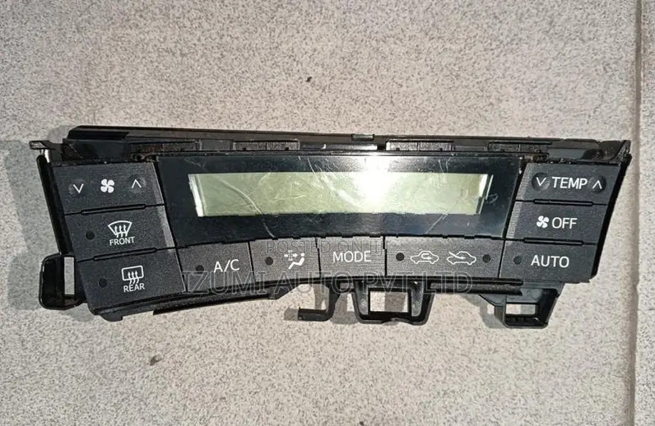 Toyota Prius 30 A/C Control Panel
