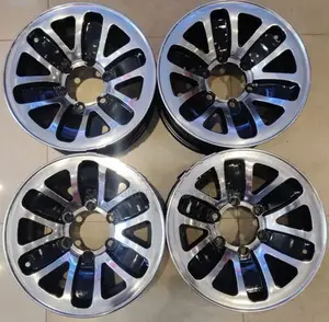 15" Alloy wheels