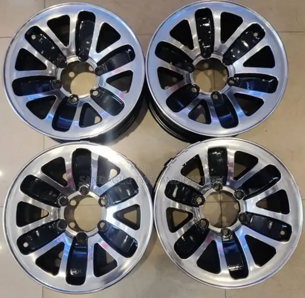 15" Alloy wheels
