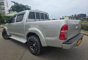 Toyota Hilux Thailand Manuel 2011