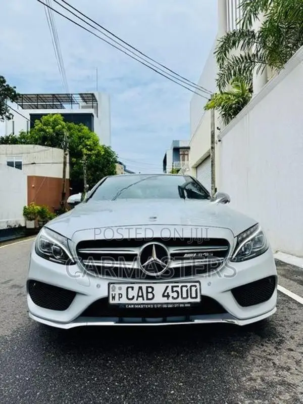 Mercedes Benz C200 AMG Premium Plus 2014