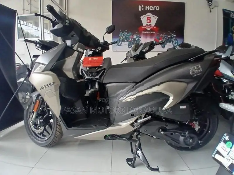Hero XOOM 125R 2026
