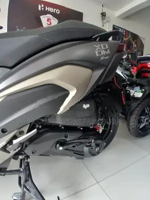 Hero XOOM 125R 2026