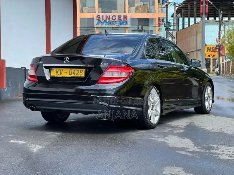 Mercedes Benz C250 CGI BlueEF AMG 2010