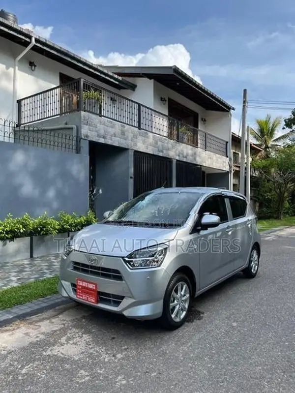 Daihatsu Mira G Grade 2026