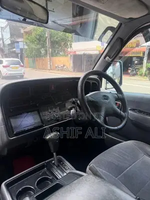 Toyota Hiace super gl 2003