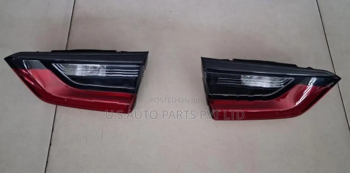 Honda City RS 2025 Dicky Garnish