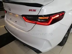 Honda City RS 2025 Dicky Garnish
