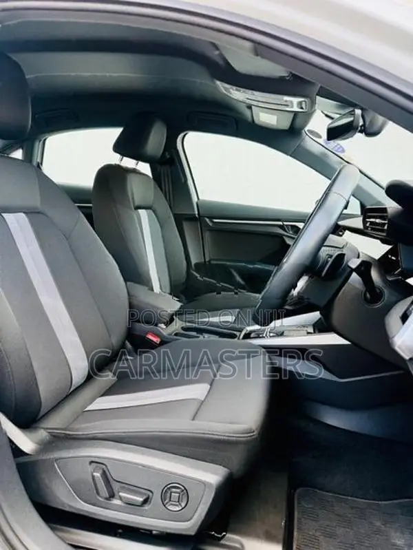 Audi A3 Advance spec 2023