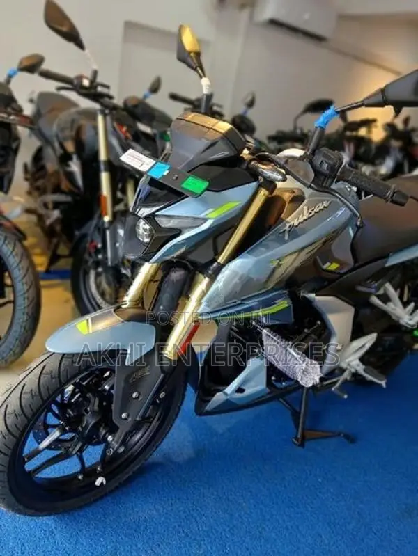 Bajaj Pulsar N160 Premium 2026