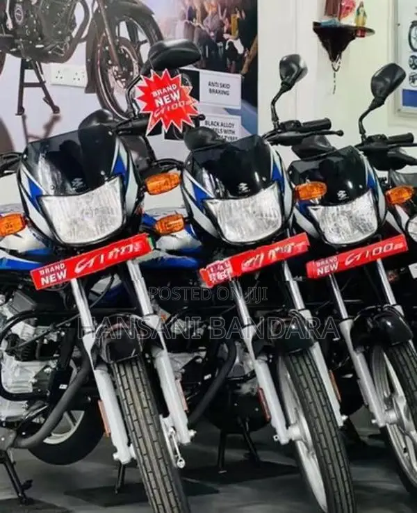 Bajaj CT100 es 2026