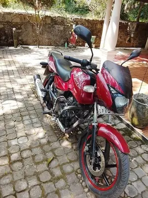Bajaj Pulsar 180 2007