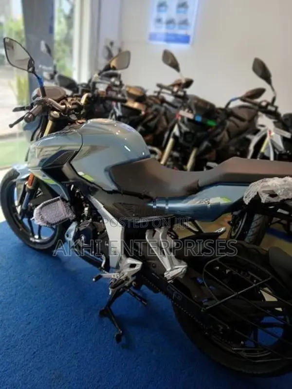 Bajaj Pulsar N160 Premium 2026