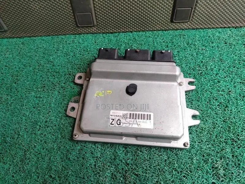 Nissan Tiida Engine ECU (Engine Control Unit)