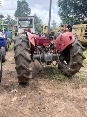 Massey Ferguson MF 135 DL 2021