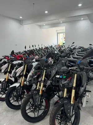 Bajaj Pulsar N160 premium 2026