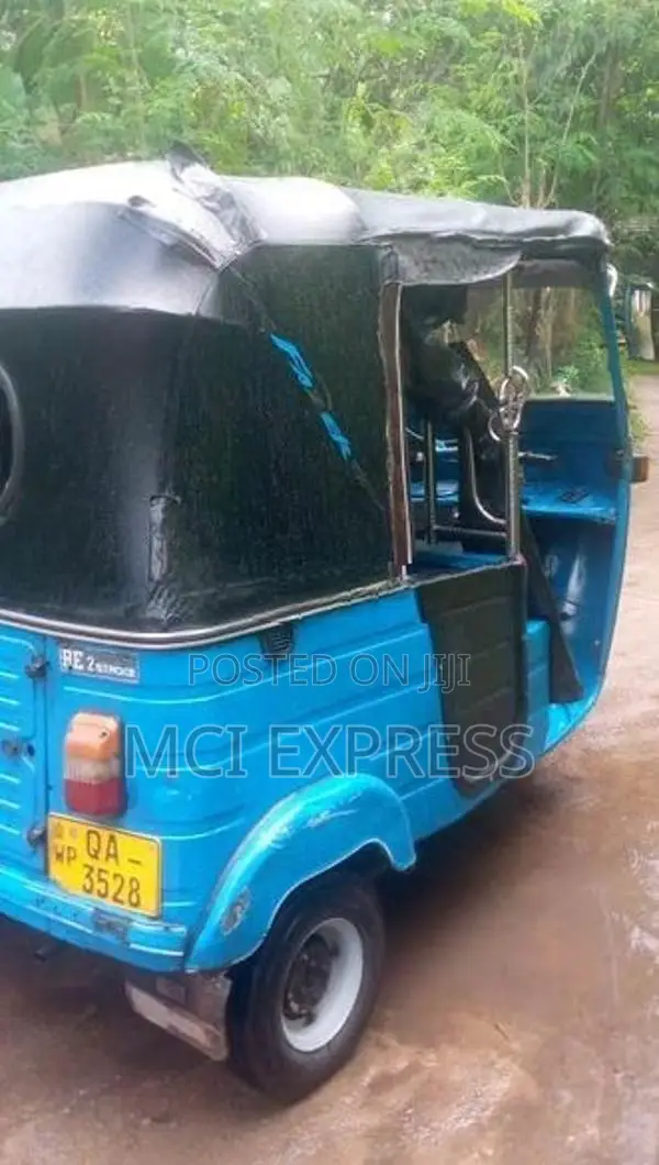 Bajaj RE Three Wheel 2005