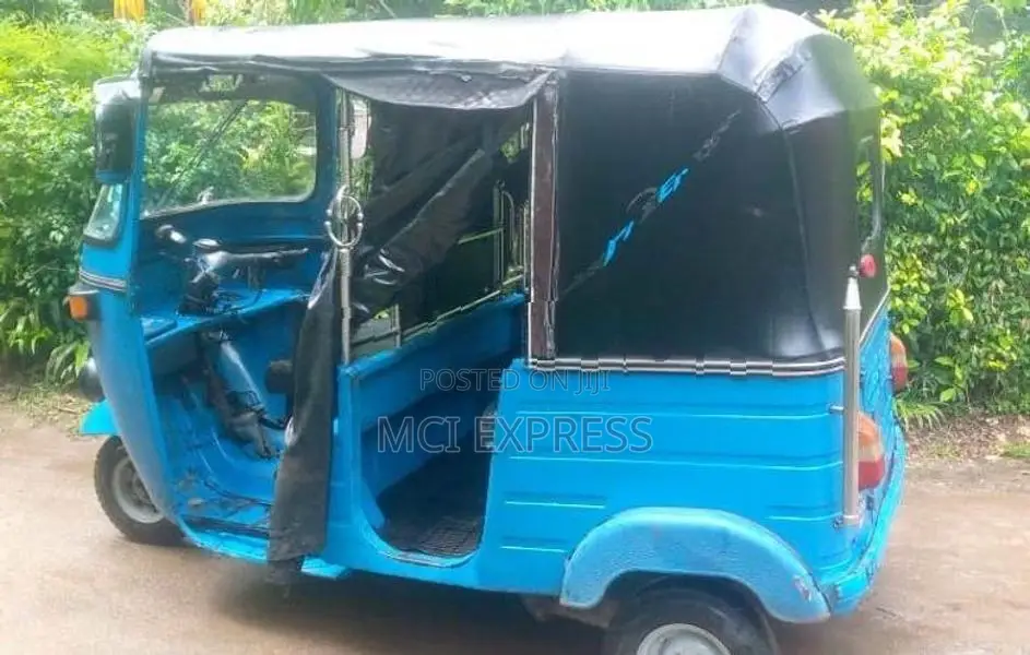 Bajaj RE Three Wheel 2005