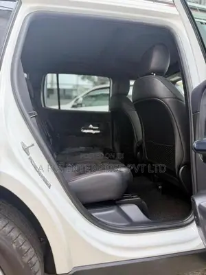 Mercedes Benz GLB 200 AMG Premium Plus 2020