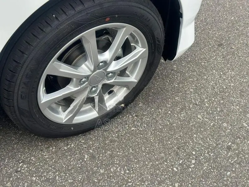 Daihatsu Mira G Grade 2026