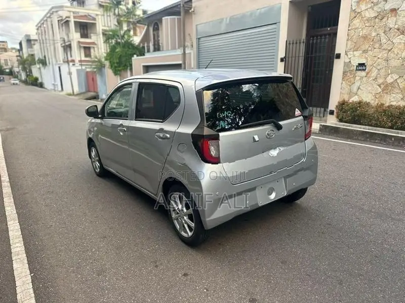 Daihatsu Mira G Grade 2025