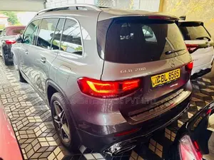 Mercedes Benz GLB 200 AMG Premium Plus 2020