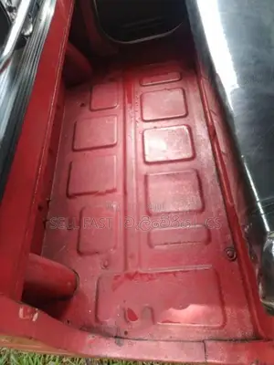 Bajaj RE 4Stroke Three Wheel 2014