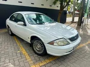 Nissan Ford Fairmont 2000
