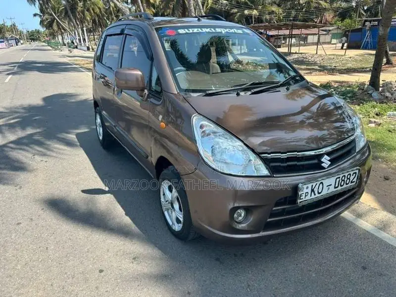Suzuki Estilo 2011