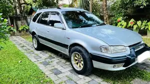 Toyota Carib 2006