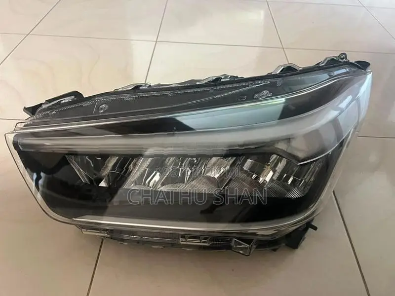 Toyota Raize Head Light