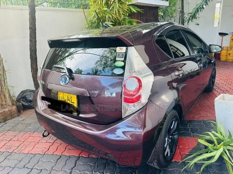 Toyota Aqua G soft 2015