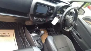 Toyota Vitz 2017