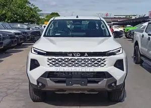 Toyota Hilux TRAVO Overland Plus 2026