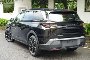 Peugeot 5008 GT LINE PREMIUM 2025