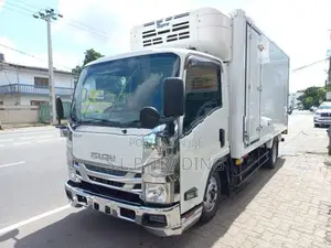 Isuzu Elf 14.5 AUTO PATU MUNA 2018