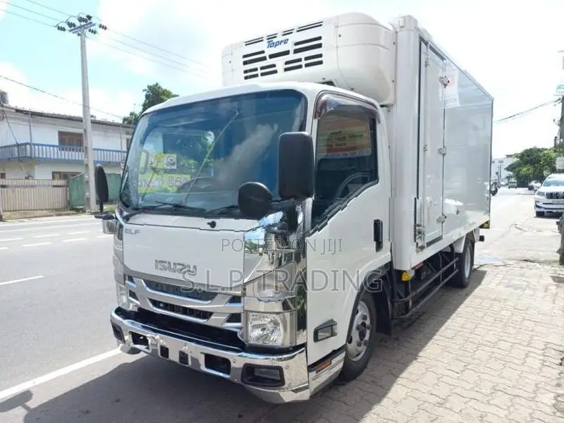 Isuzu Elf 14.5 AUTO PATU MUNA 2018